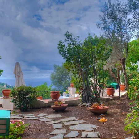 빌라 Anacapri With Garden *